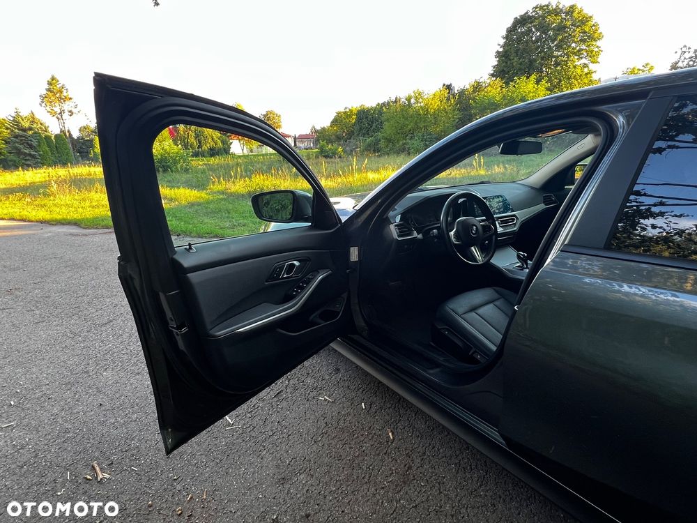BMW Seria 3 320d Advantage sport - 17