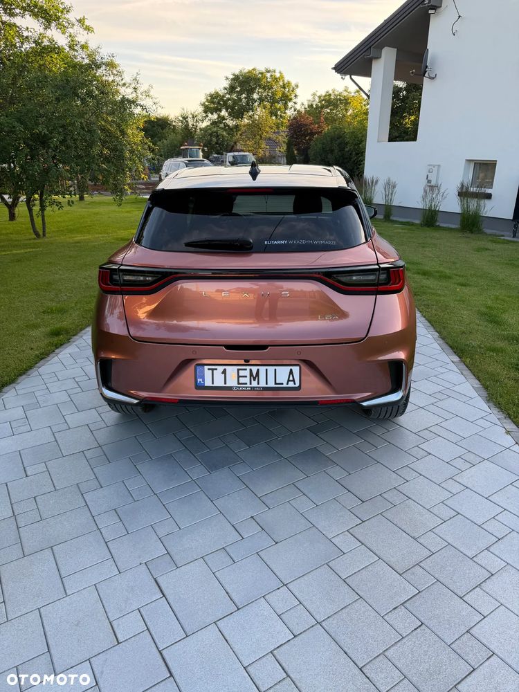 Lexus LBX 1.5 Hybrid Cool AWD - 8