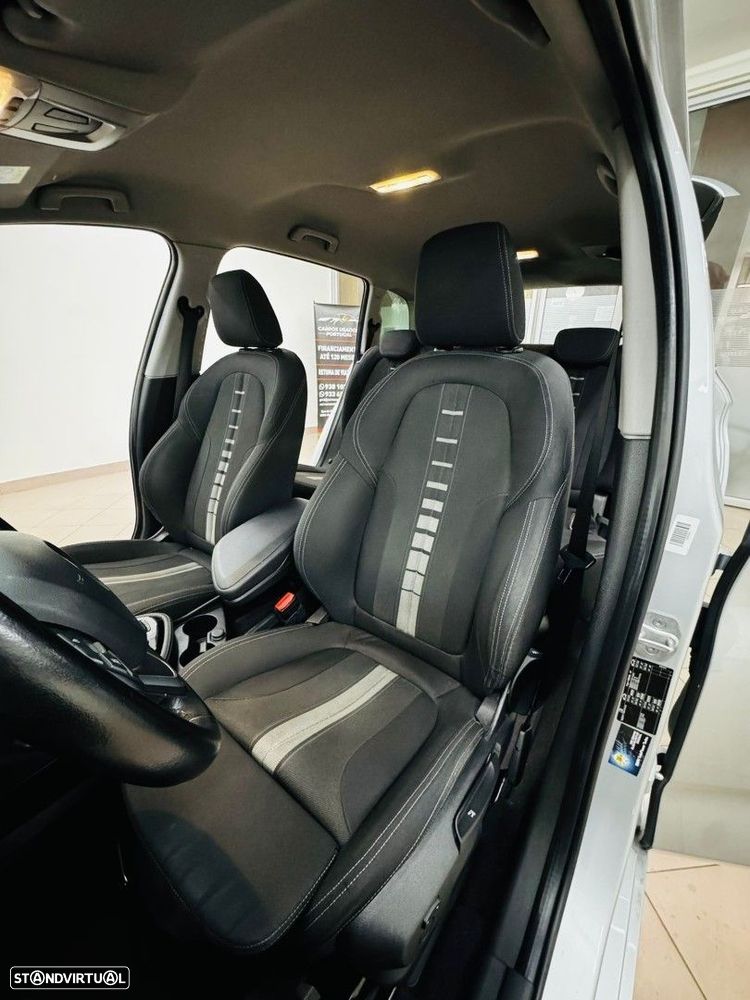 BMW 216 Gran Tourer d 7L Line Sport - 12