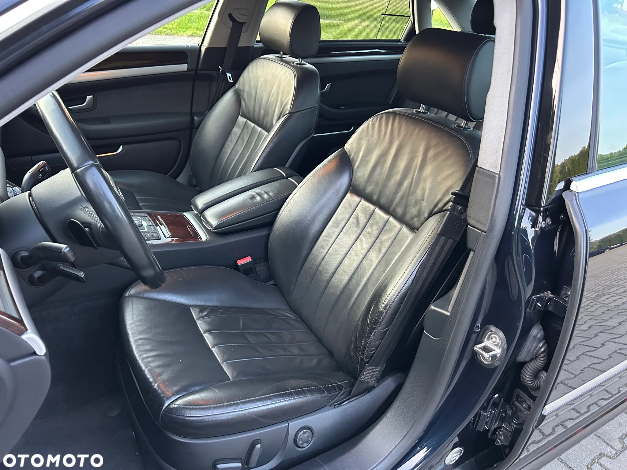 Audi A8 4.2 FSI L Quattro - 30