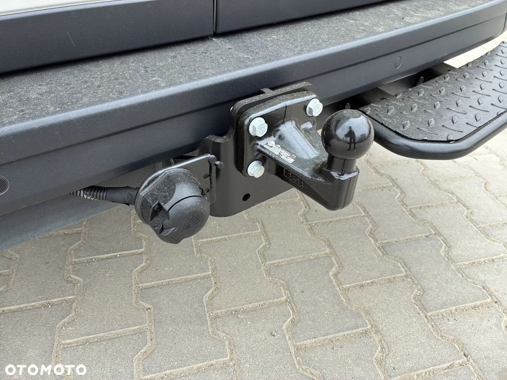 Volkswagen Crafter Furgon 35, 2.0 TDI 177KM, Wysoki dach, r. o. 3640mm - 37