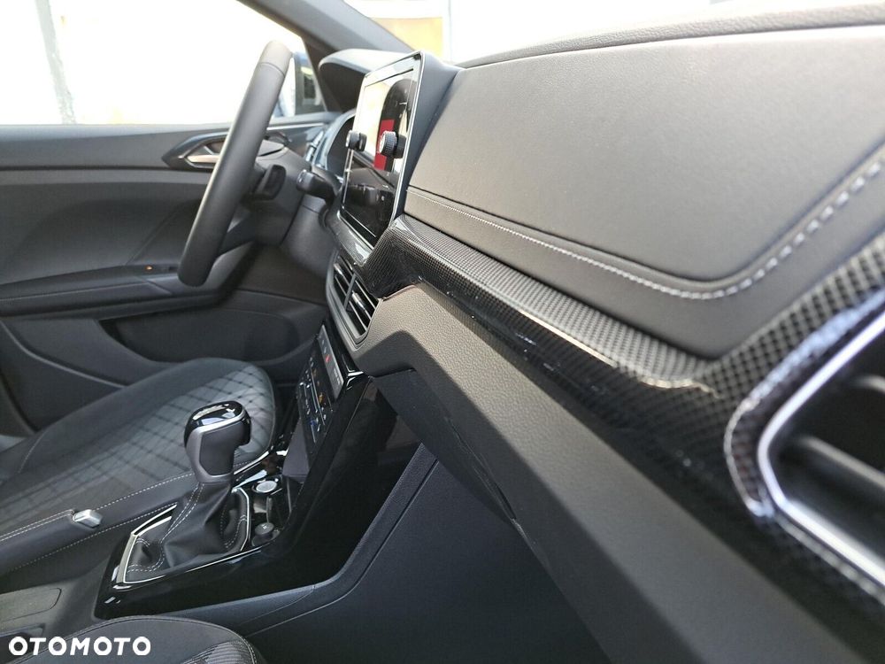 Volkswagen T-Cross - 23