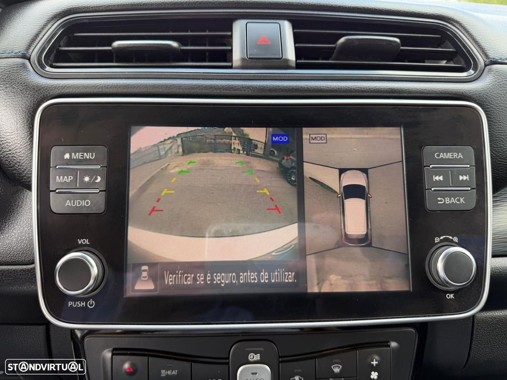 Nissan Leaf N-Connecta Two Tone - 27