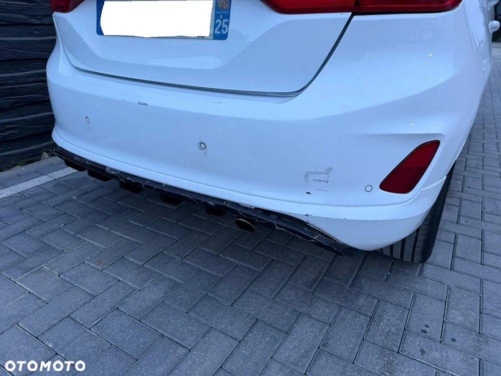 Ford Fiesta - 24