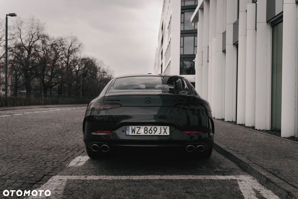 Mercedes-Benz AMG GT 53 4Matic+ 4D Speedshift TCT 9G - 36