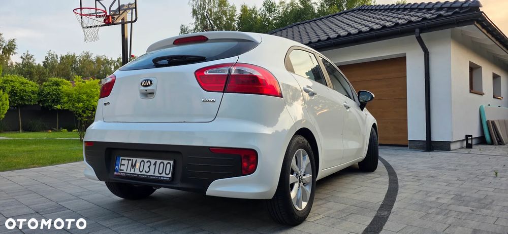 Kia Rio 1.4 crdi Business Line - 13