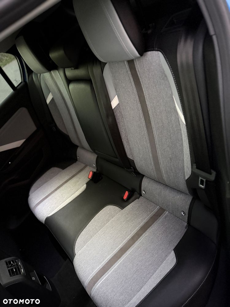 Opel Astra 1.2 T Elegance S&S - 27