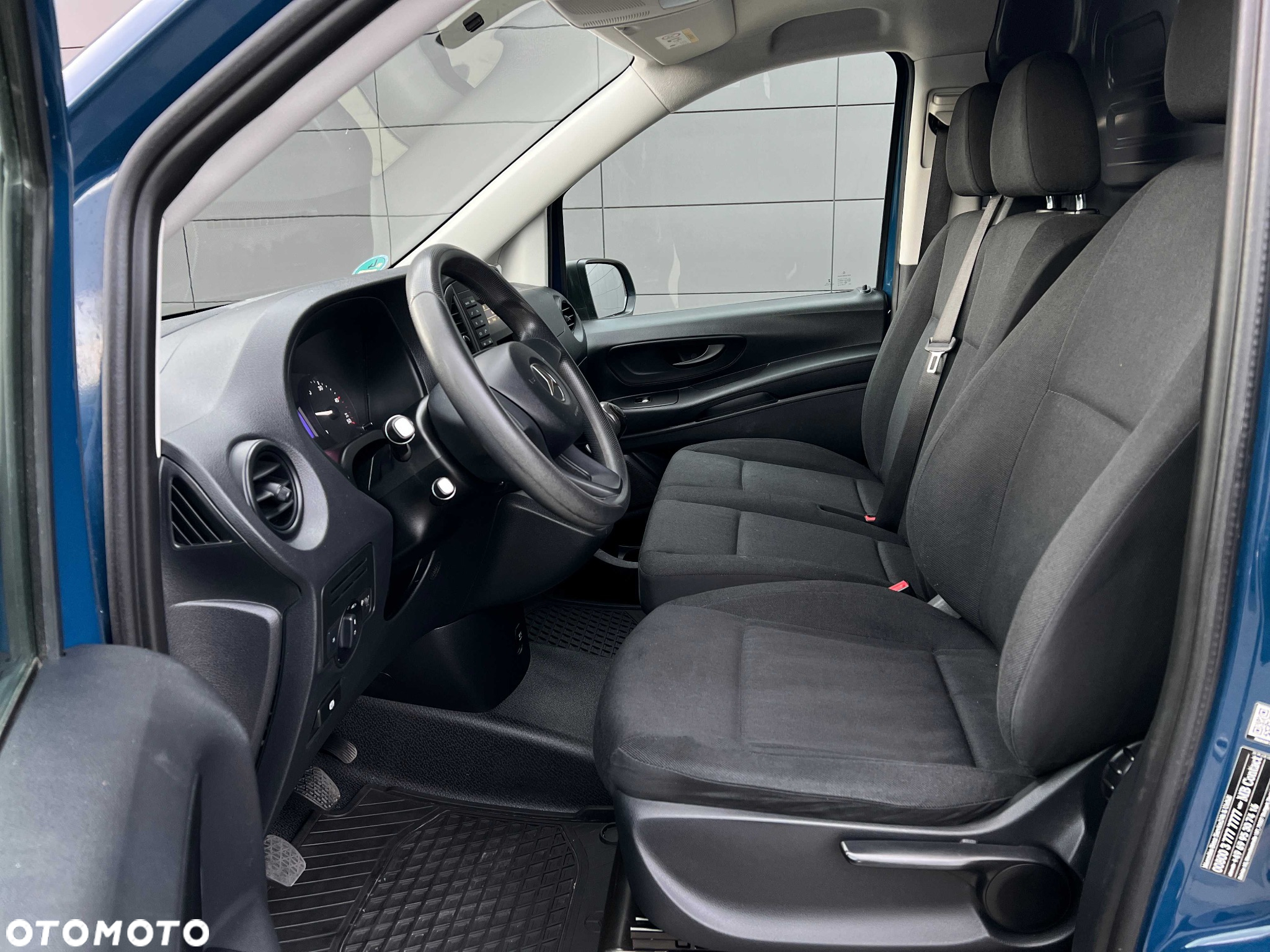 Mercedes-Benz VITO 109 - 21