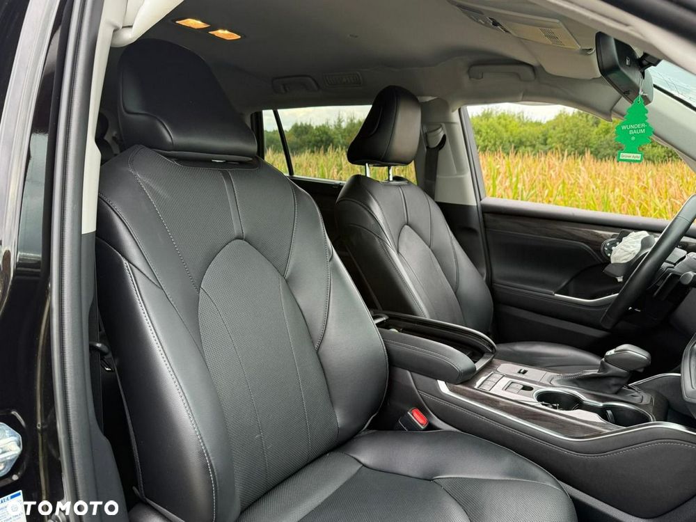 Toyota Highlander 2.5 Hybrid Executive - 23