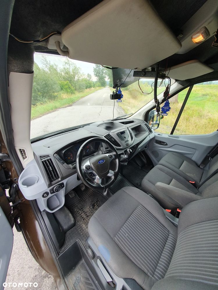 Ford Transit - 9