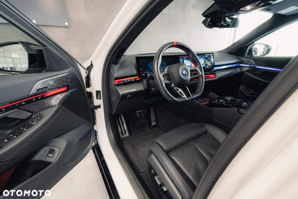 BMW i5 - 10