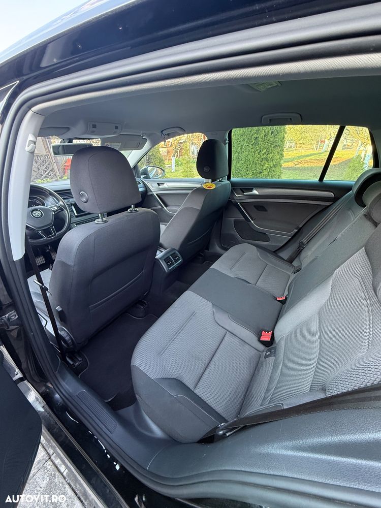 Volkswagen Golf 1.6 TDI DPF BMT DSG Comfortline - 5