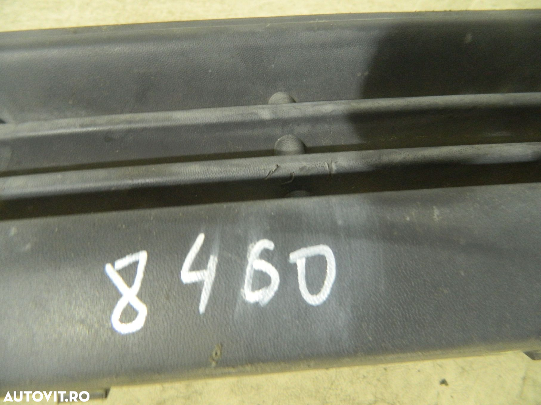 Grila inferioara bara fata, VW Transporter T5, 03-09, 7H0807719 - 3