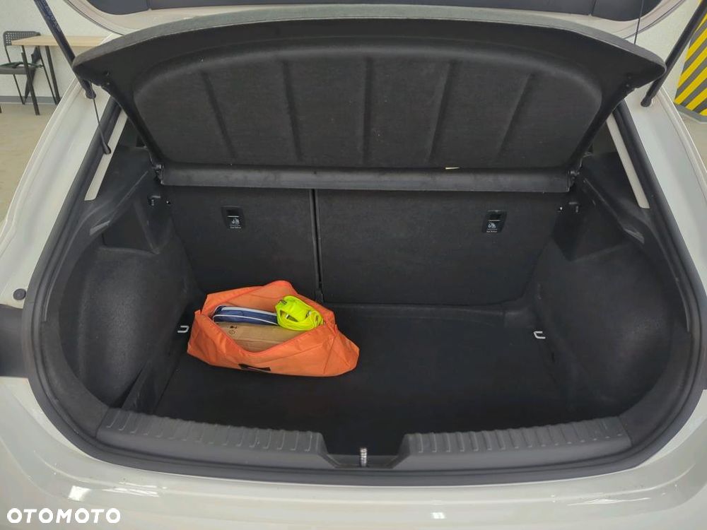Seat Leon 1.0 eTSI Full LED DSG - 10