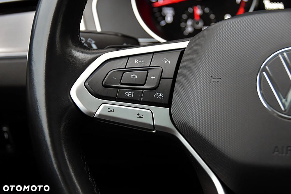 Volkswagen Passat 2.0 TSI Elegance DSG - 33