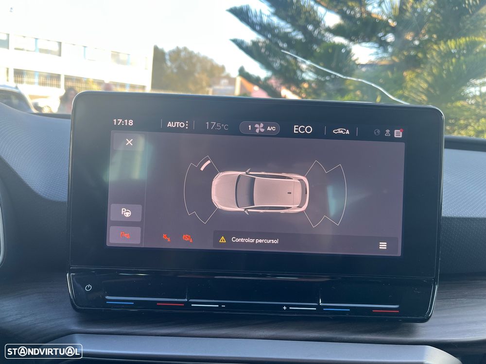 SEAT Leon 1.4 e-Hybrid Xcellence DSG - 52