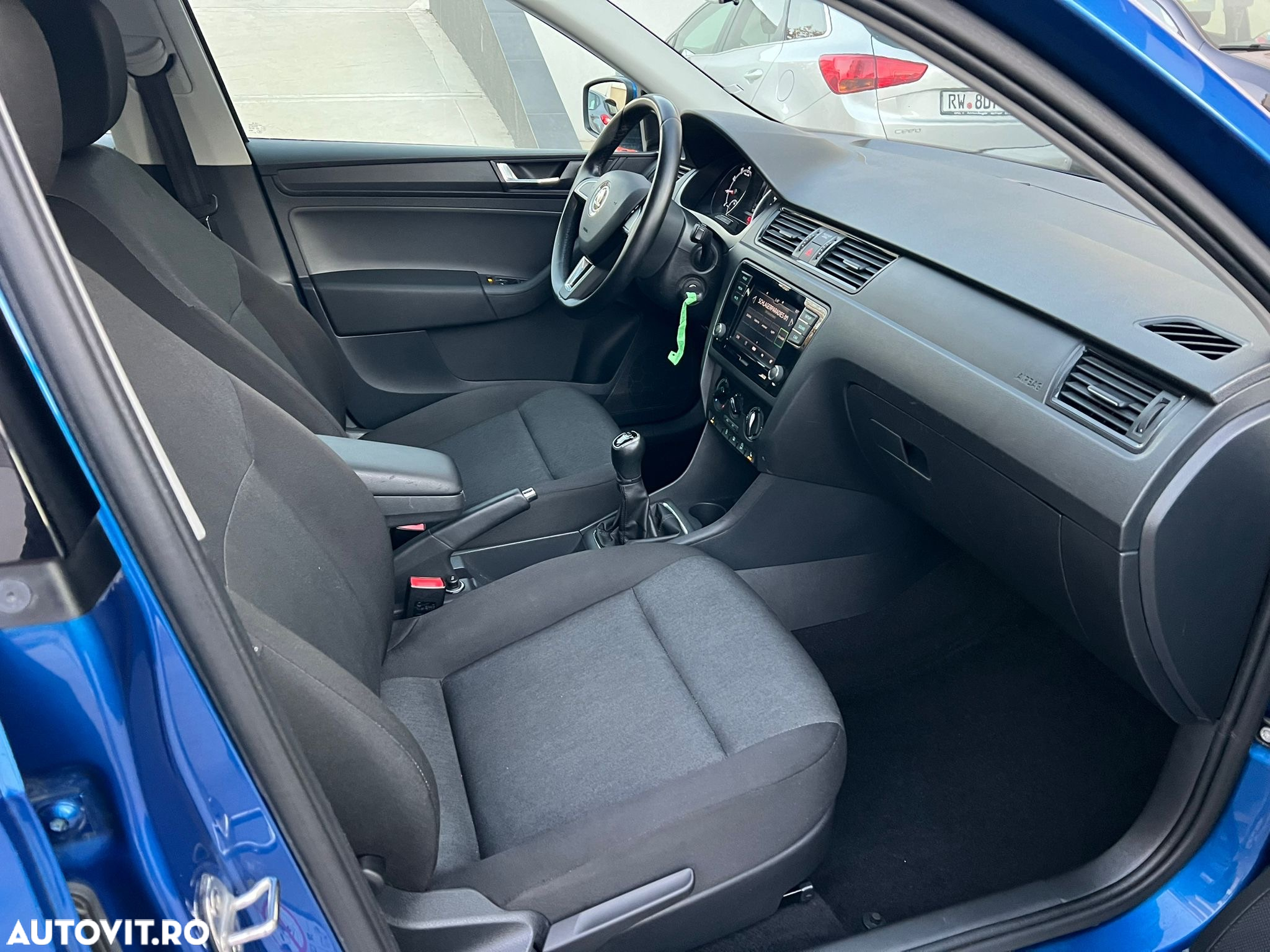 Skoda RAPID - 27