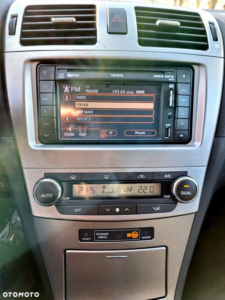 Toyota Avensis 2.0 D-4D - 12