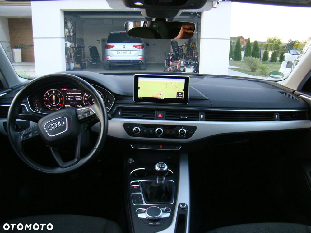 Audi A4 Avant 2.0 TDI ultra - 30