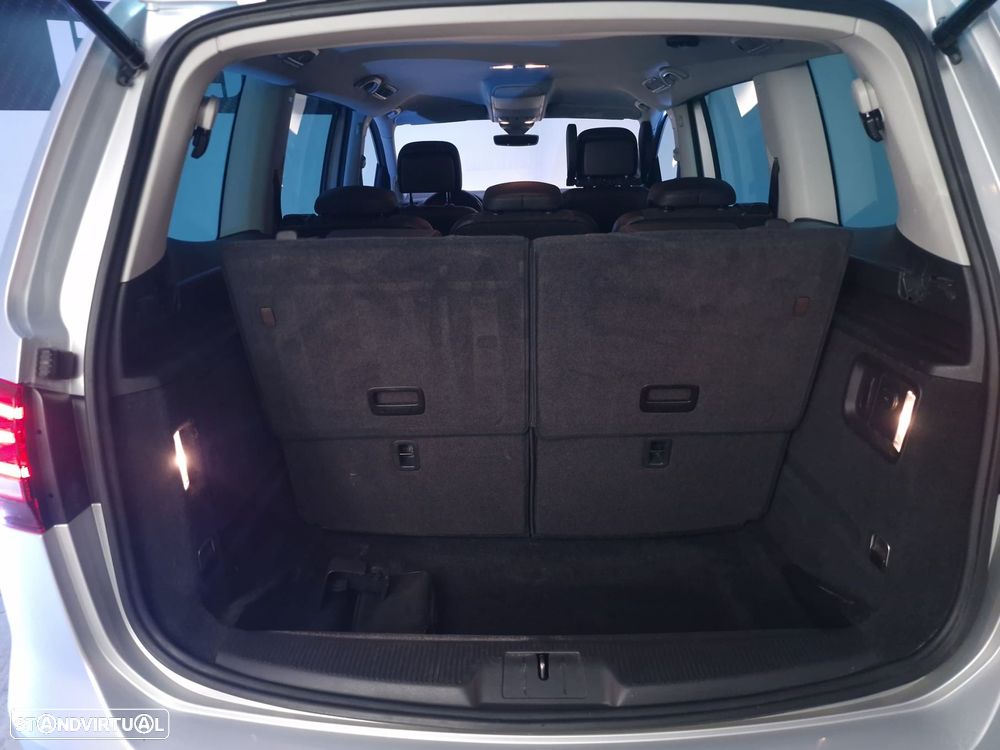 VW Sharan 2.0 TDI Blue Highline - 11