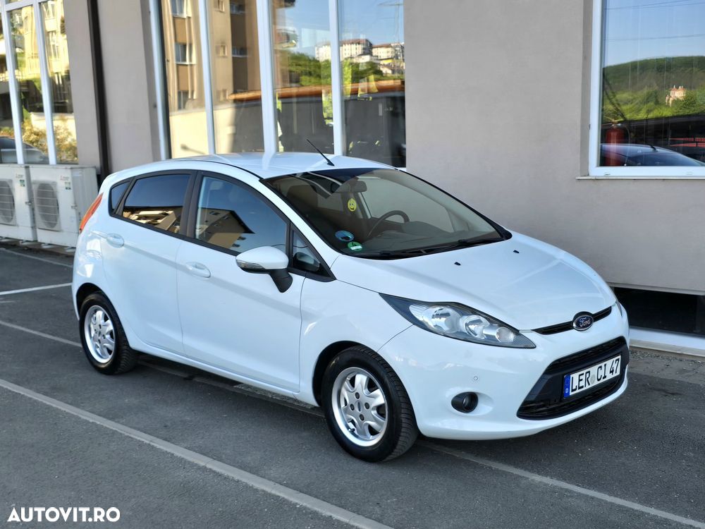 Ford Fiesta - 9