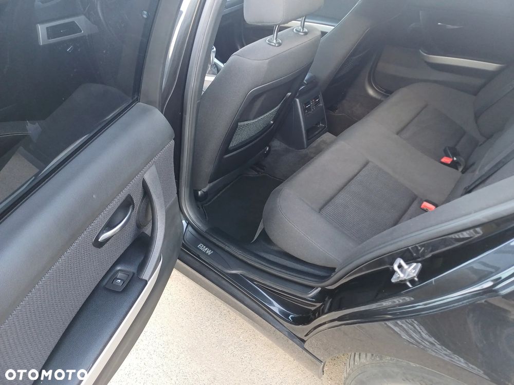 BMW Seria 3 320i Edition Exclusive - 9