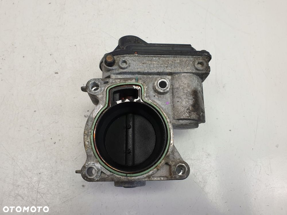 PRZEPUSTNICA Volvo V70 III 2.0 16V _ 4M5G-FA - 4