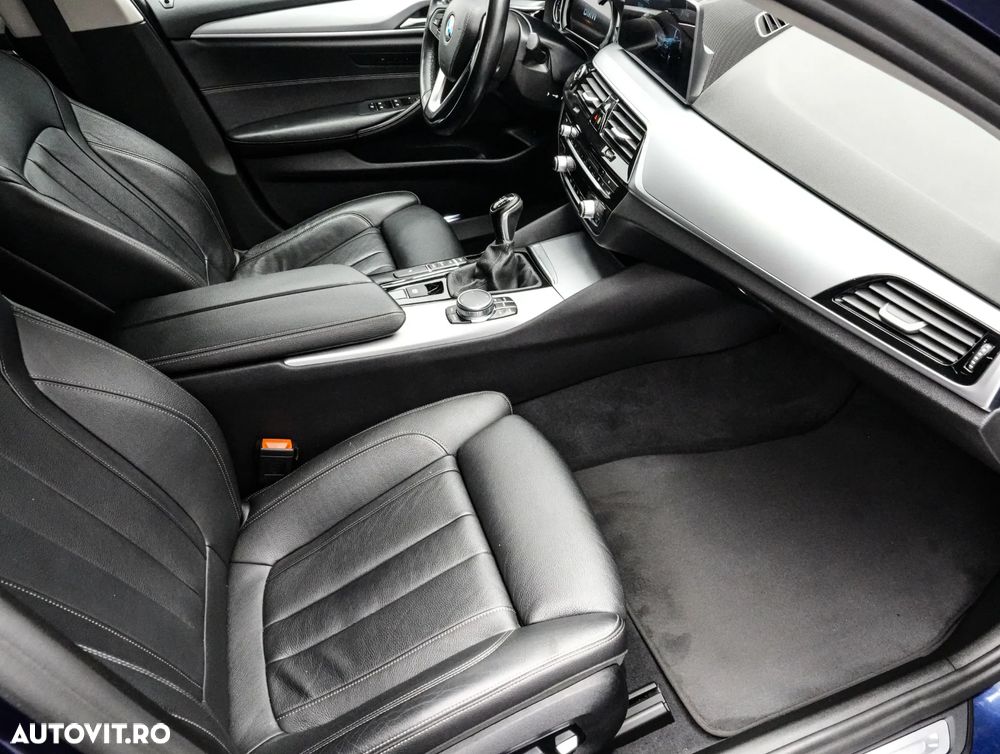 BMW Seria 5 520d - 13