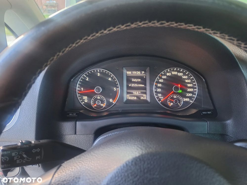 Volkswagen Golf Plus 1.6 TDI Trendline DSG - 18