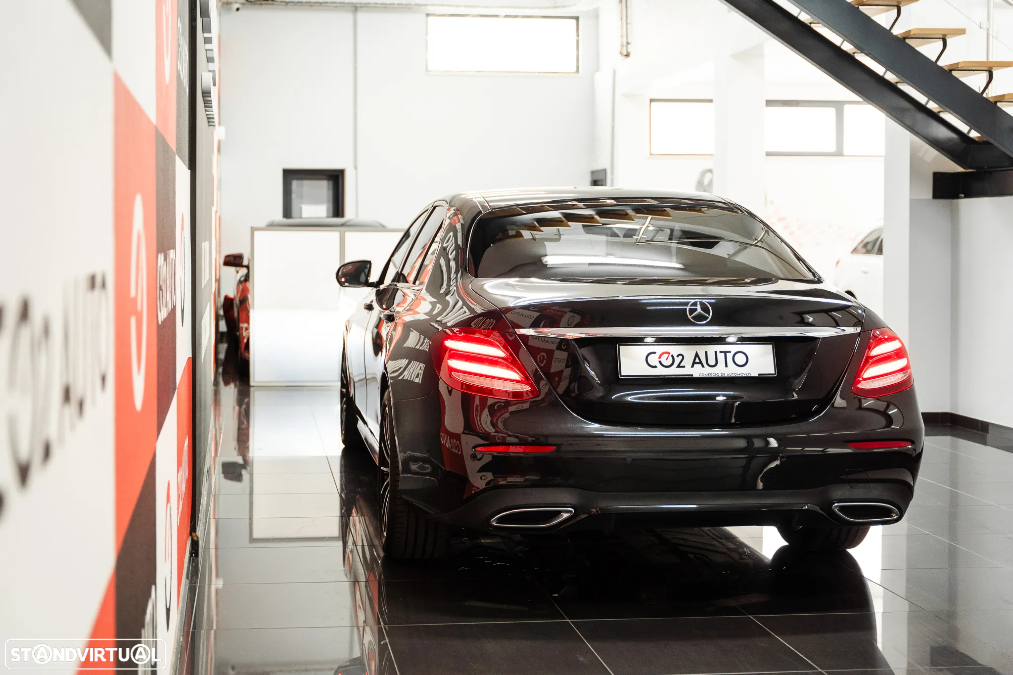 Mercedes-Benz E 220 d AMG Line - 6