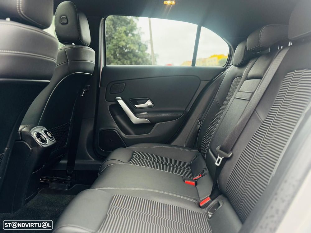 Mercedes-Benz A 180 d Style Plus - 22