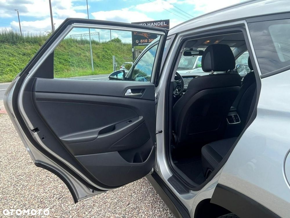 Hyundai Tucson 1.7 CRDI BlueDrive Comfort 2WD DCT - 14