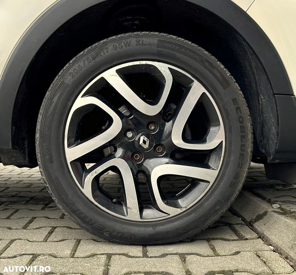 Renault Captur - 19