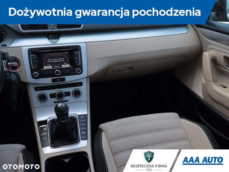 Volkswagen CC - 9