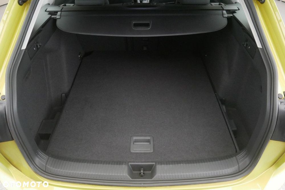 Volkswagen Golf Variant 1.5 TSI EVO Life - 16
