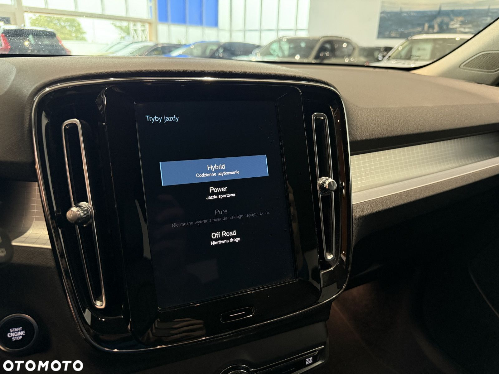 Volvo XC 40 - 22