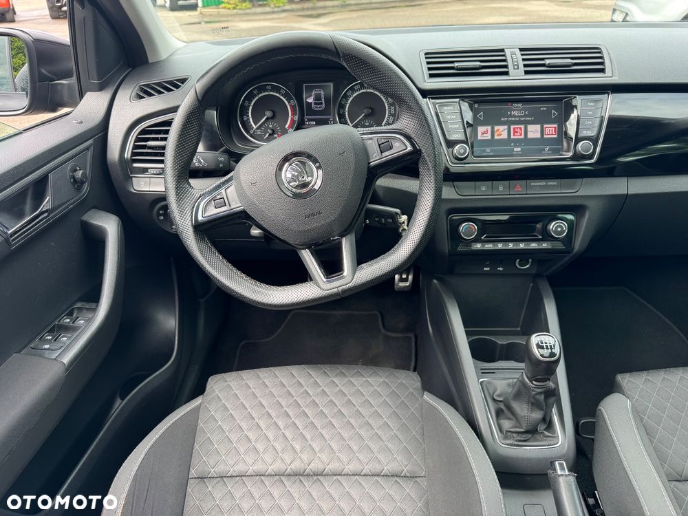 Skoda Fabia 1.0 TSI Monte Carlo - 23