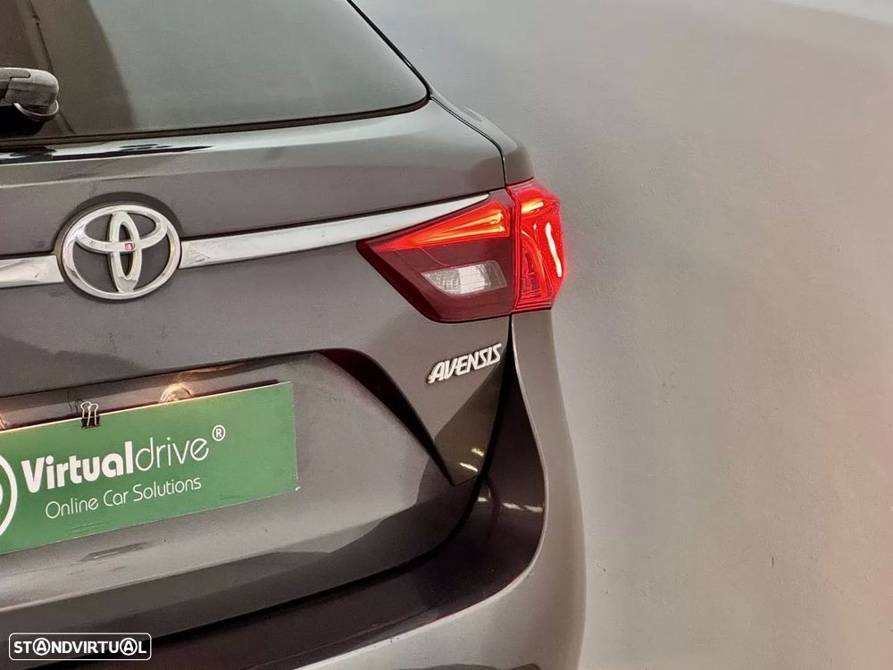 Toyota Avensis Touring Sports 2.0 D-4D Luxury+GPS - 15