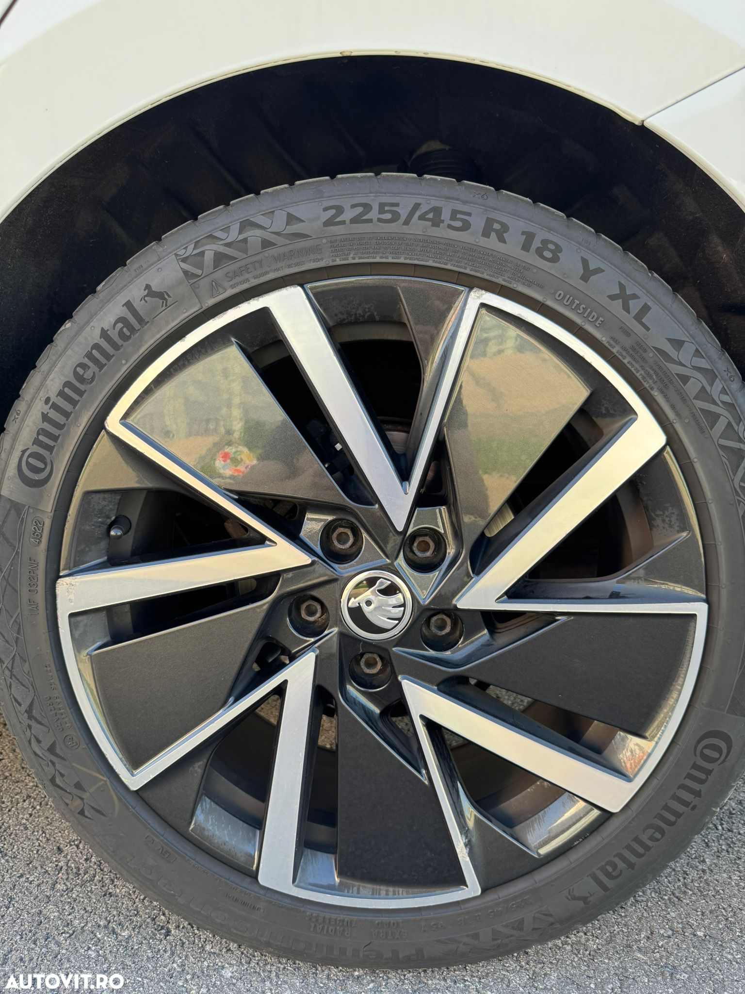 Skoda Octavia Combi 2.0 TDI DSG Edition Plus - 21
