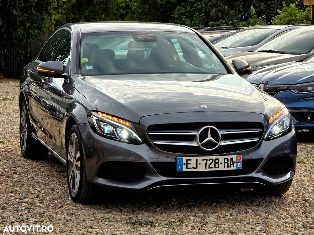 Mercedes-Benz C 220 d 4Matic 7G-TRONIC Exclusive - 3