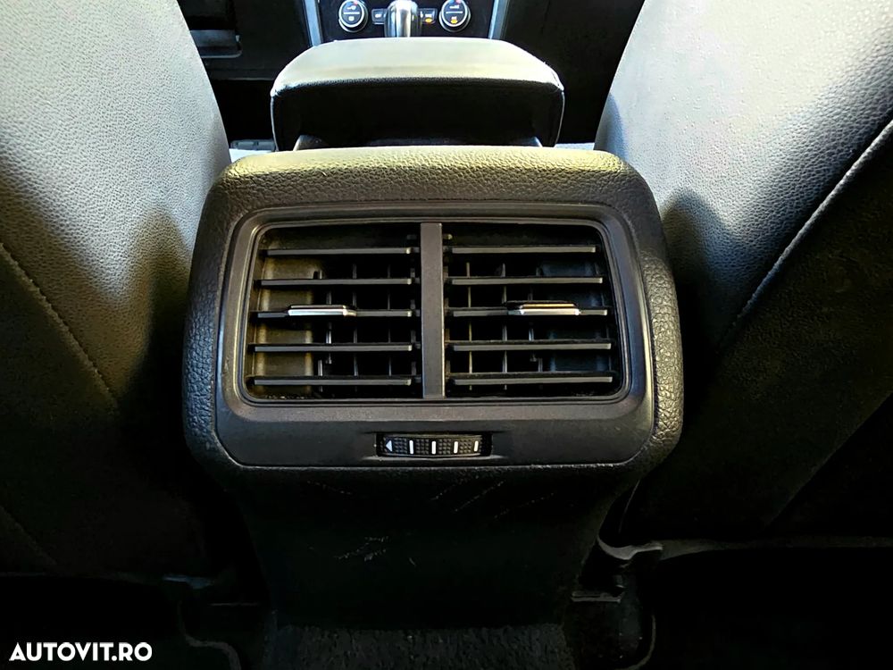 Volkswagen Golf 2.0 TDI DSG Highline - 15