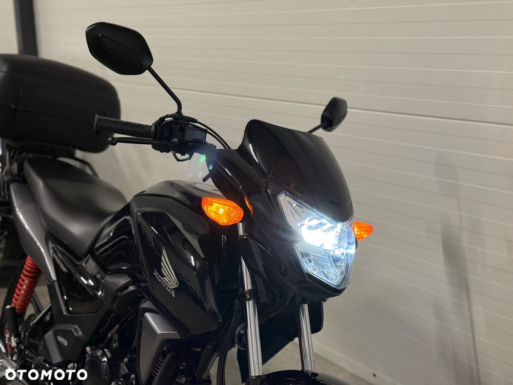 Honda CB - 9