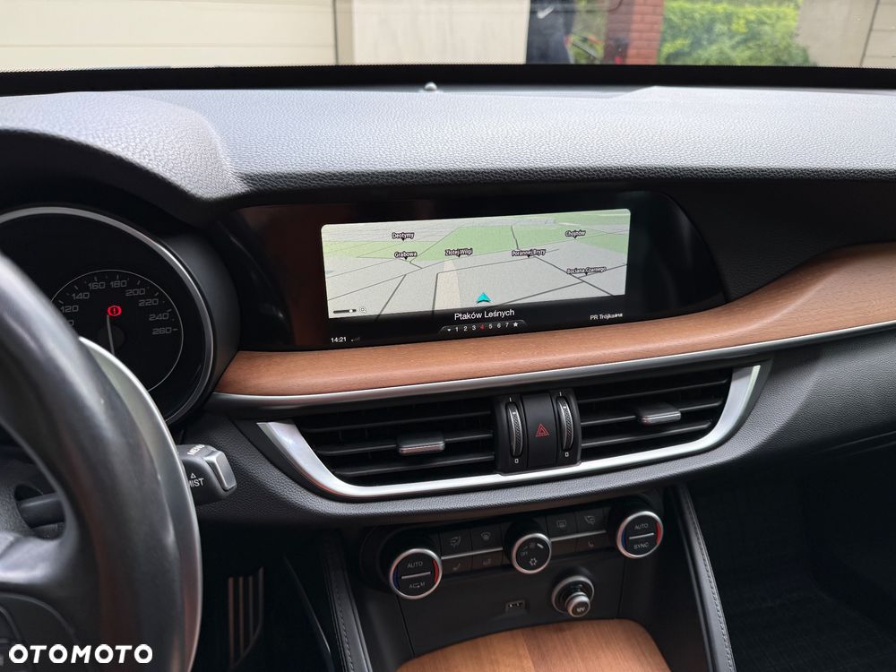 Alfa Romeo Stelvio 2.0 Turbo First Edition Q4 - 26