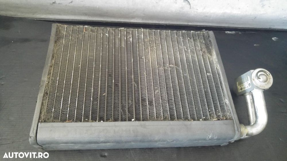 Radiator clima bord bmw seria 5 e39 530d 3.0 d 641183855609 - 1