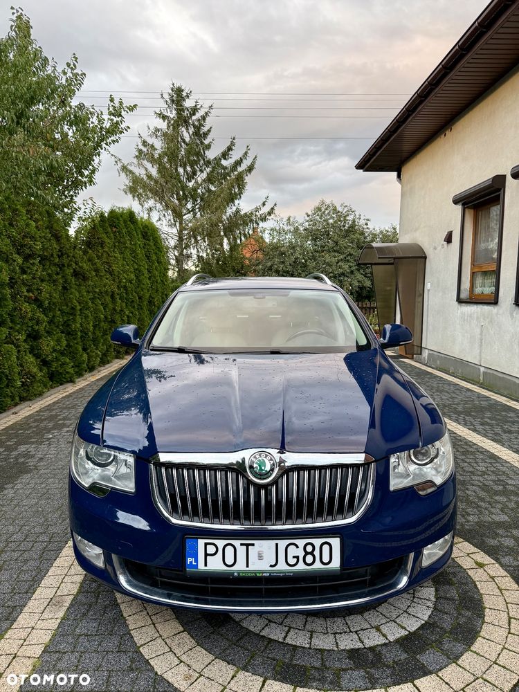 Skoda Superb 2.0 TDI DSG Exclusive - 6