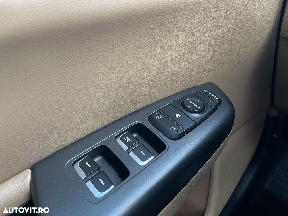 Kia Sportage 1.6 T-GDI 7DCT 4x4 Classic - 9