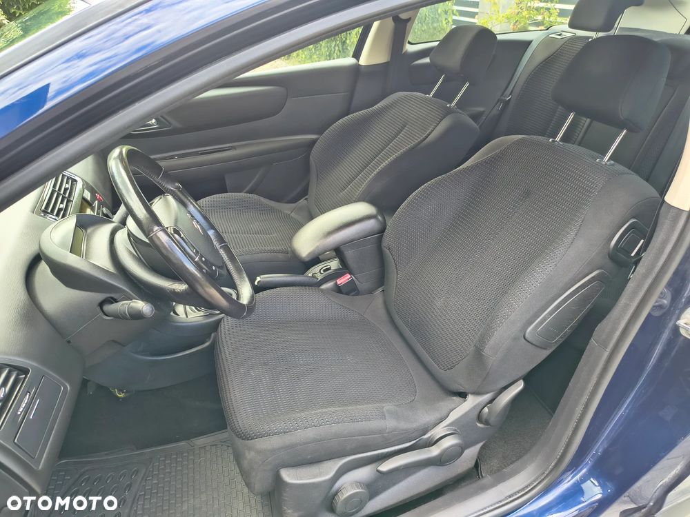 Citroën C4 1.6 16V VTR - 9