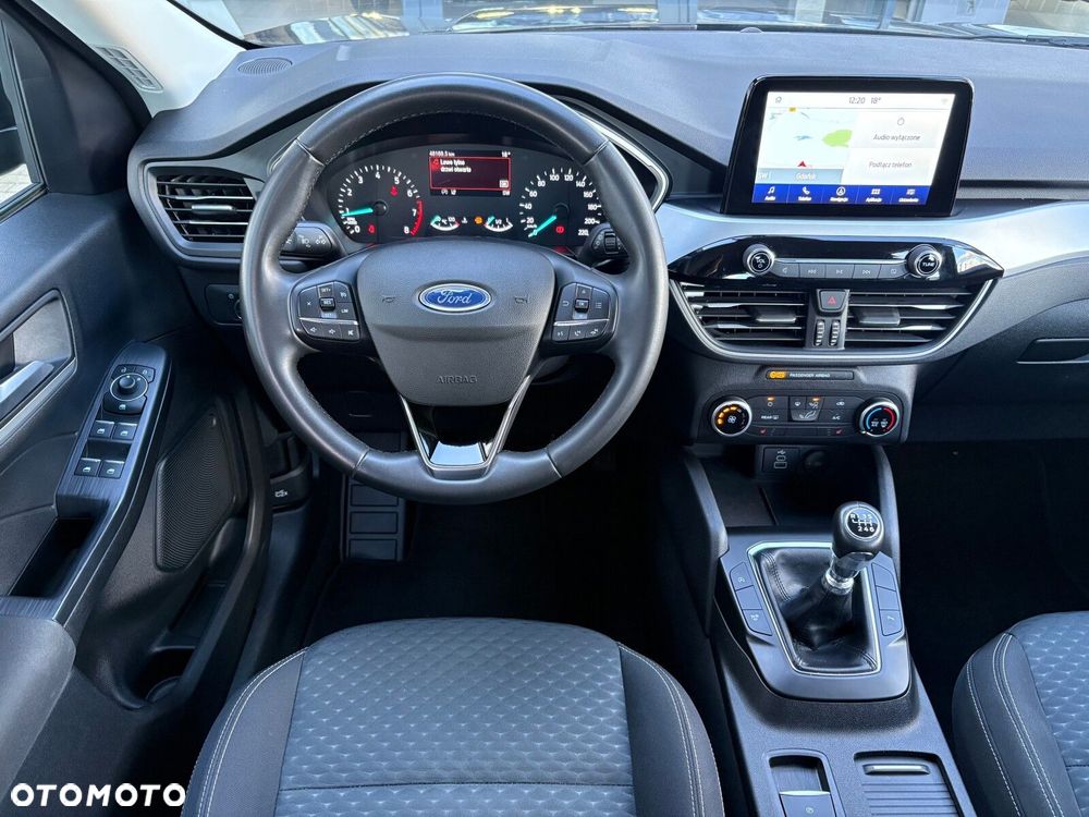 Ford Kuga - 11