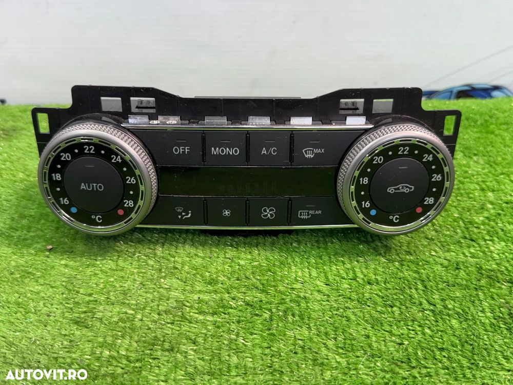 PANOU COMANDA AC / CLIMA MERCEDES BENZ C250 W204 C-Class 2011 2.1 DIESEL COD OEM 2049009104 2007-2015 - 2