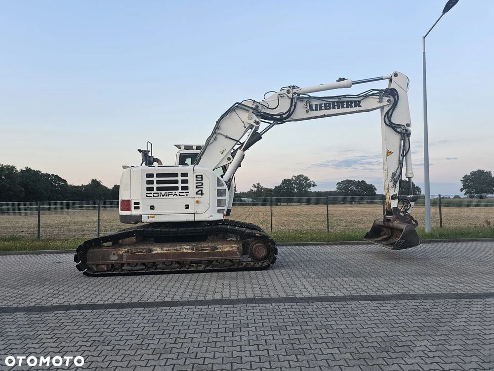 Liebherr compact 924 - 8